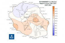 Rapport à la normale de rayonnement global journalier à La Réunion - août 2024
