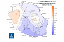Rapport à la normale de rayonnement global journalier à la Réunion - Décembre 2023